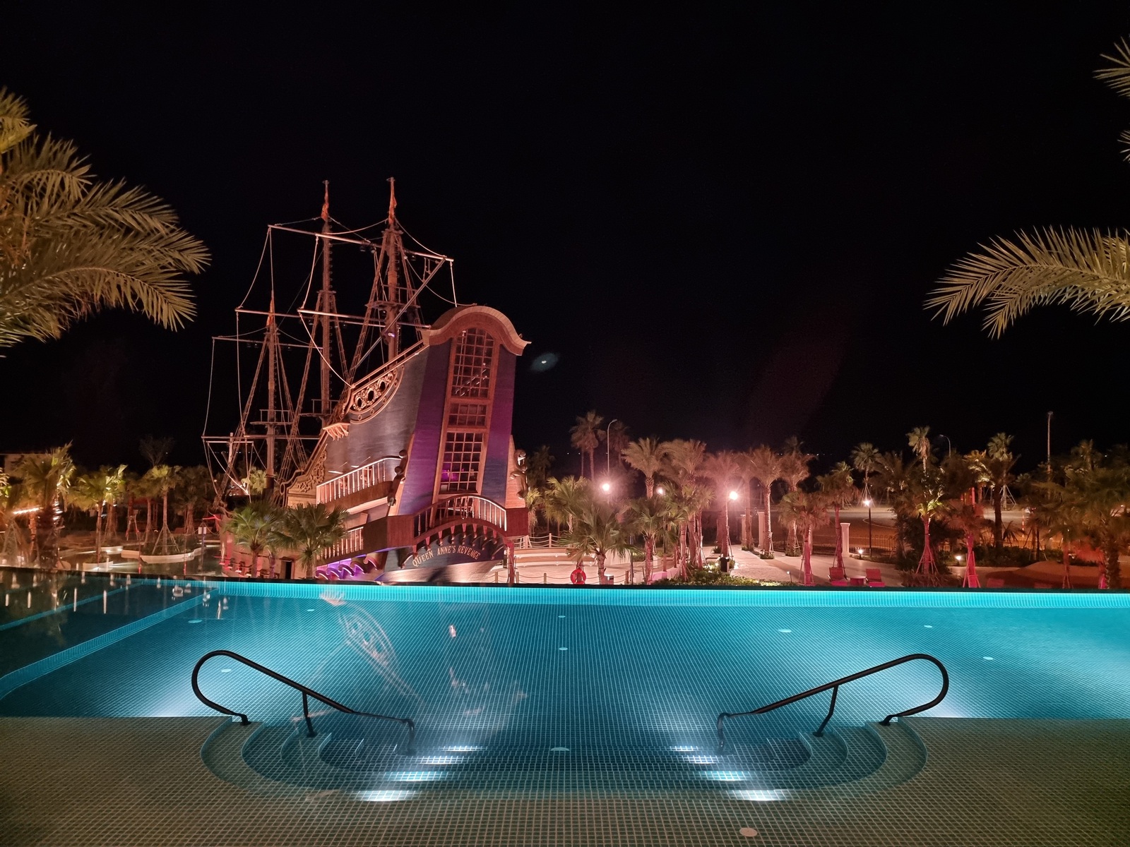 Khách sạn Movenpick Phan Thiết - 8